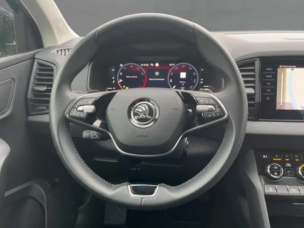 Skoda Karoq Selection 1.5 TSI DSG eKlappe NAVI RFK PDC 05/2024-photo-8