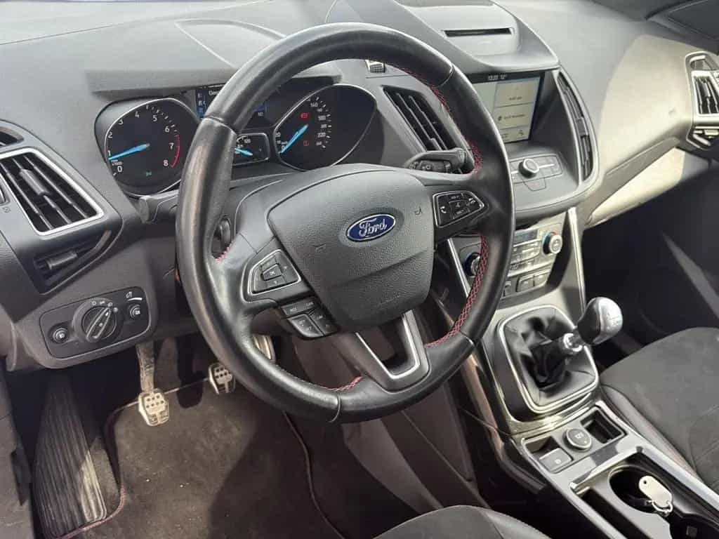 Ford Kuga ST-Line 1.5 EcoBoost Xenon Kamera PDC h. 12/2017-photo-11