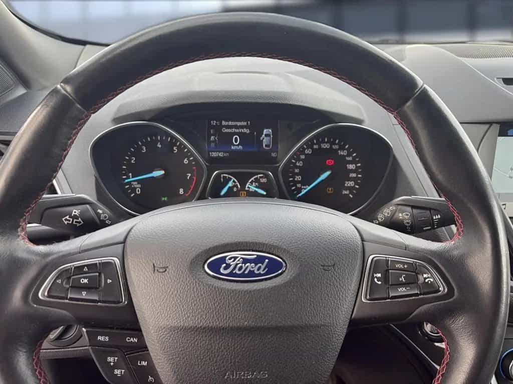 Ford Kuga ST-Line 1.5 EcoBoost Xenon Kamera PDC h. 12/2017-photo-12