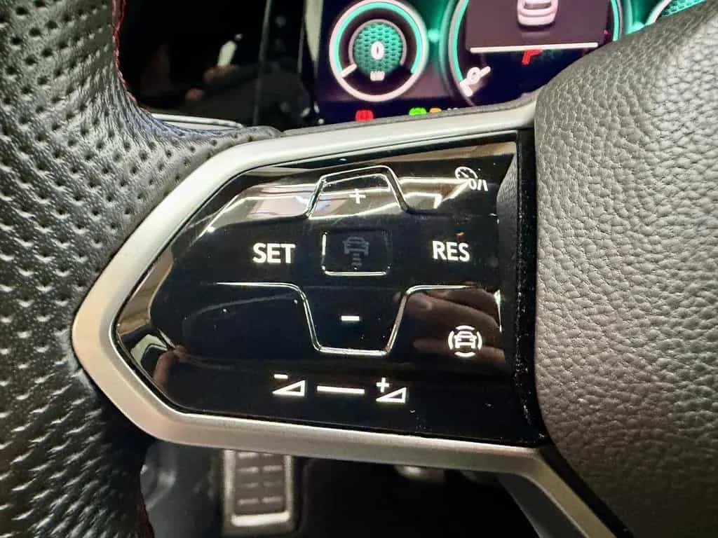 Volkswagen Golf VIII 2.0 TSI GTI Black Edition DSG Winte... 10/2022-photo-26