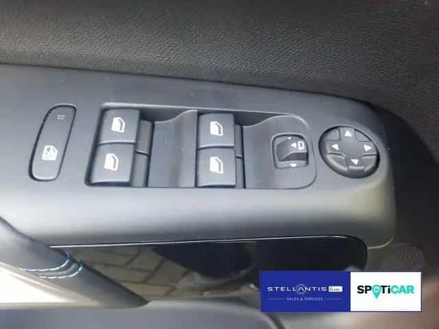 Citroën C5 Aircross Feel Pack 130 Auto C5 Aircross 1.2 P 01/2024-photo-17