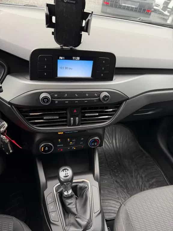 Ford Focus Turnier 1. Hand 09/2019-photo-3