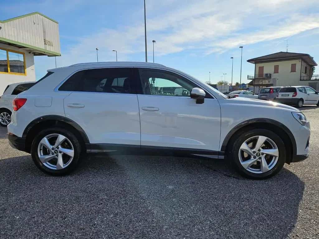 Audi Q3 35 TDI S tronic Business Advanced 02/2021-photo-7