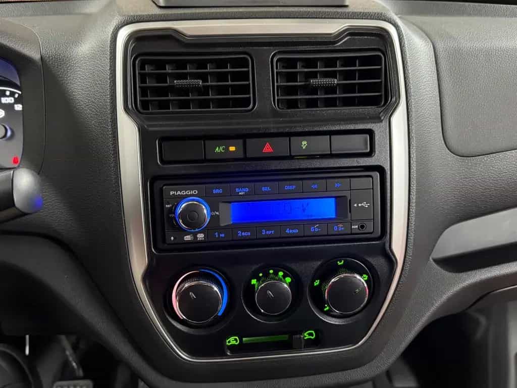 Piaggio Porter 1.5i/Erdgas Pritsche Lang Klima USB LED 10/2025-photo-17