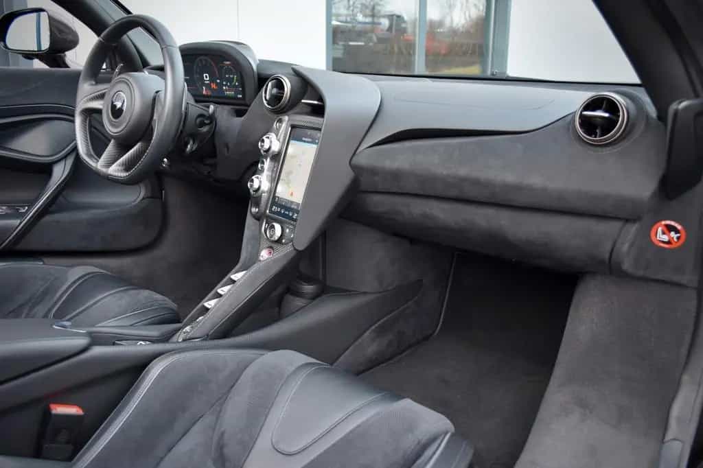 McLaren 720S SPIDER PERFORMANCE CARBON MSO 06/2019-photo-12