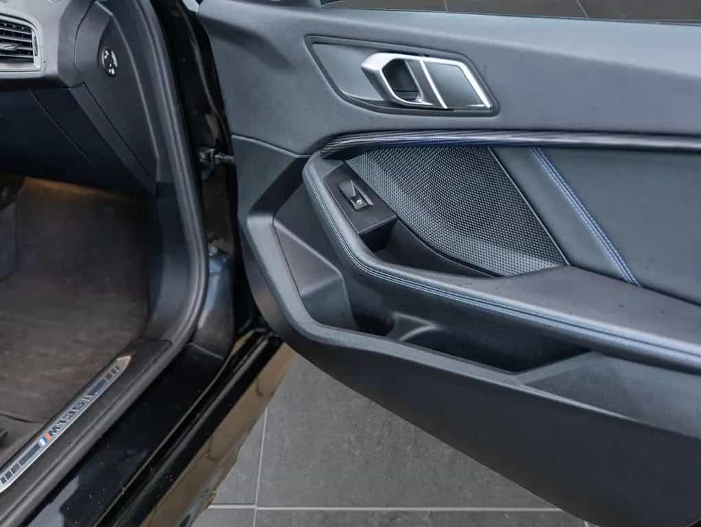 BMW M135 xDrive VC/DAB/SHADOW/CARPLAY/HEAD-UP/LED 04/2021-photo-16