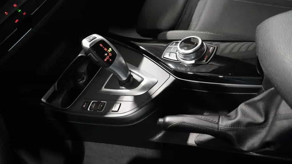 BMW 1 Series 118i F20 Sport Line Automatik - 17"/LED/Navi/AHK 12/2017-photo-23
