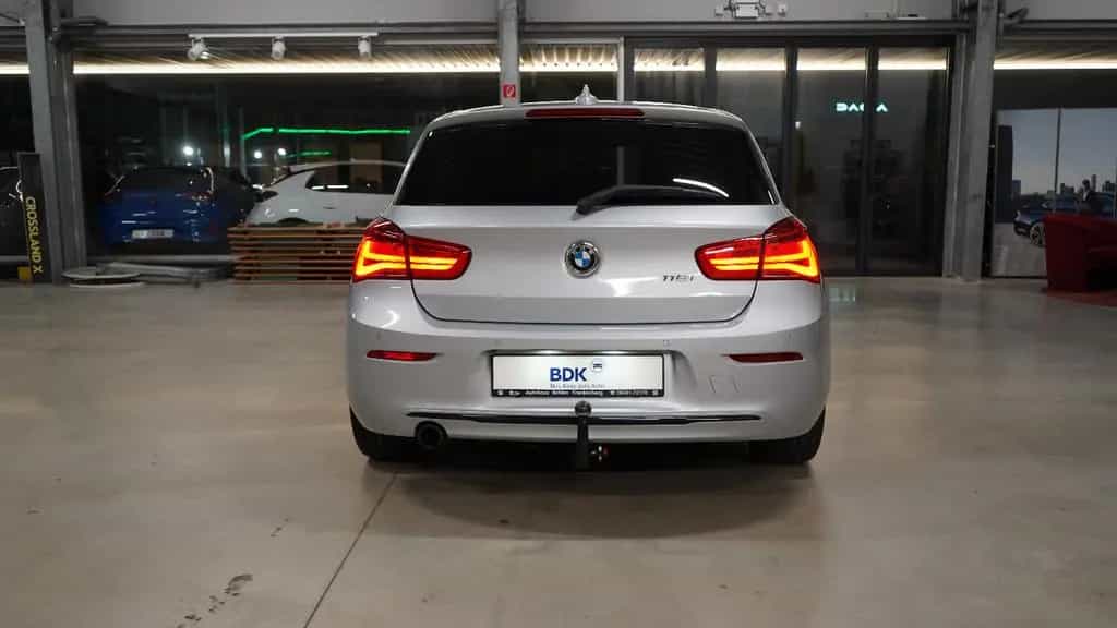 BMW 1 Series 118i F20 Sport Line Automatik - 17"/LED/Navi/AHK 12/2017-photo-3