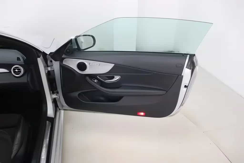 Mercedes-Benz C 220 d Cabrio AMG Line 04/2021-photo-15
