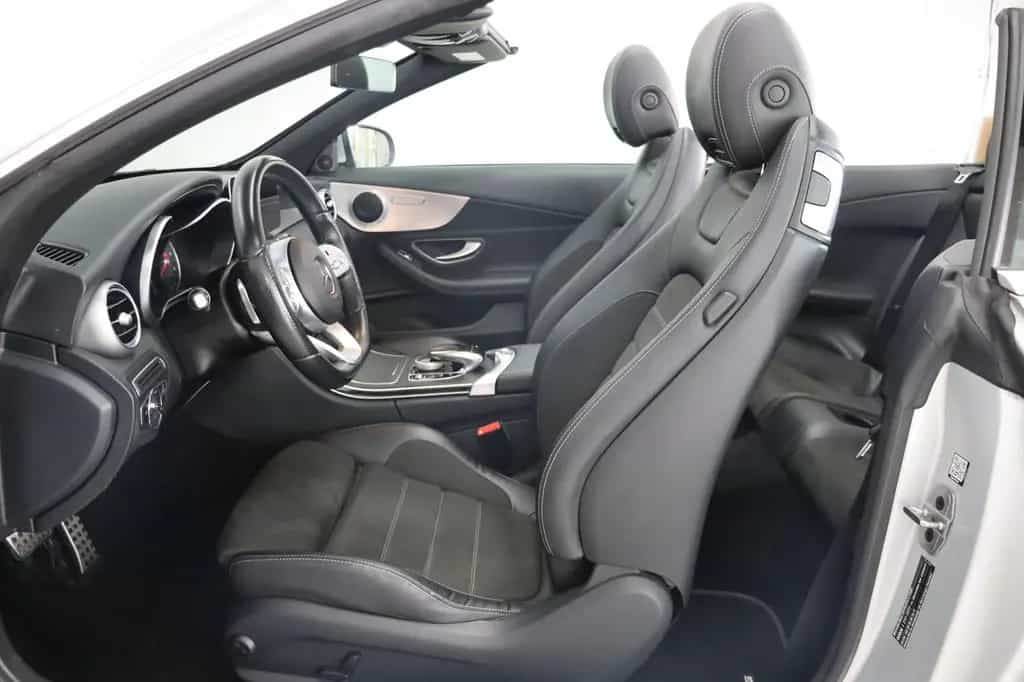 Mercedes-Benz C 220 d Cabrio AMG Line 04/2021-photo-22