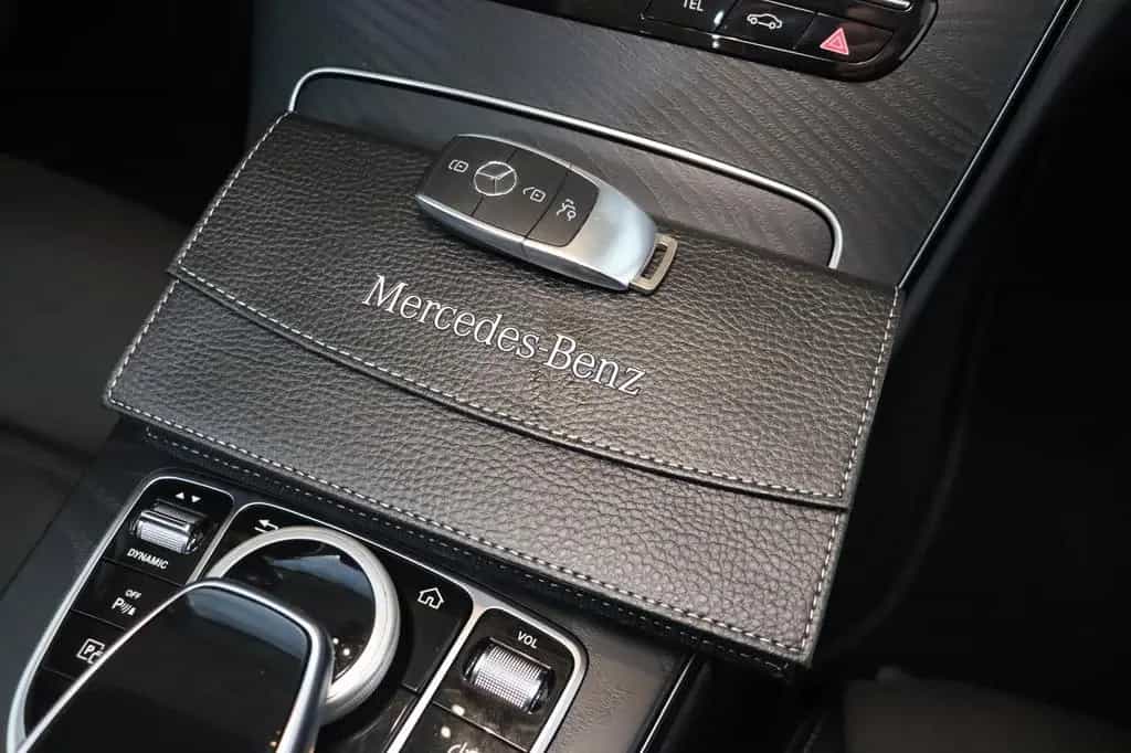 Mercedes-Benz C 220 d Cabrio AMG Line 04/2021-photo-28