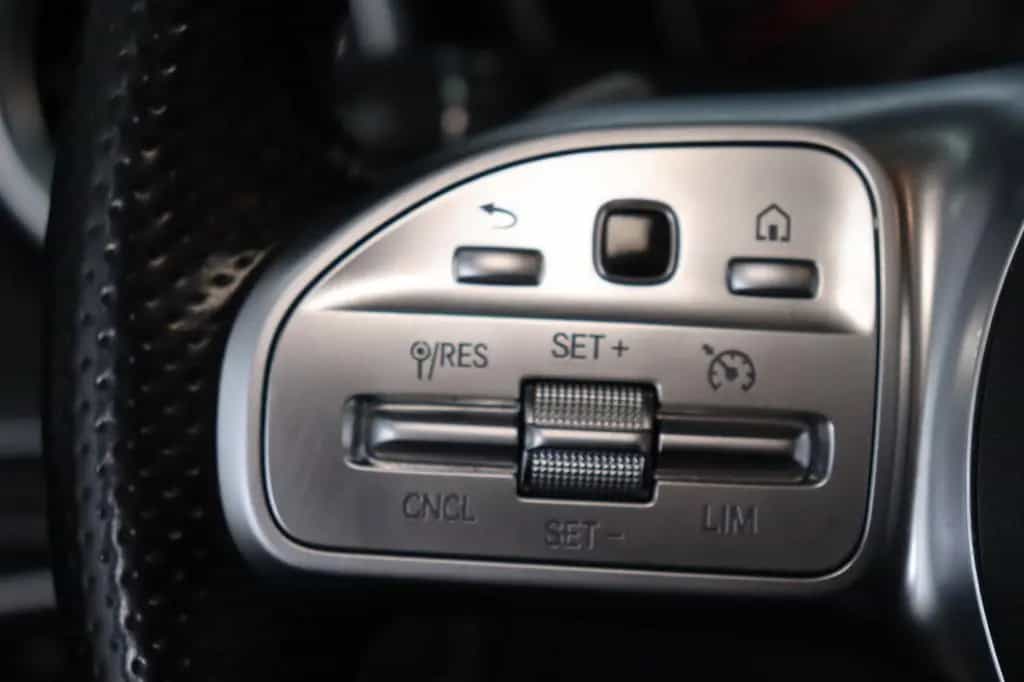 Mercedes-Benz C 220 d Cabrio AMG Line 04/2021-photo-29