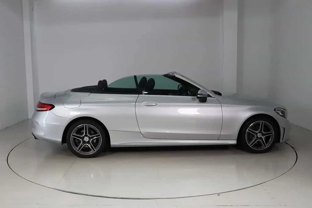 Mercedes-Benz C 220 d Cabrio AMG Line 04/2021-photo-3