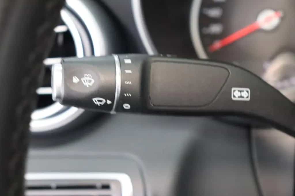 Mercedes-Benz C 220 d Cabrio AMG Line 04/2021-photo-32