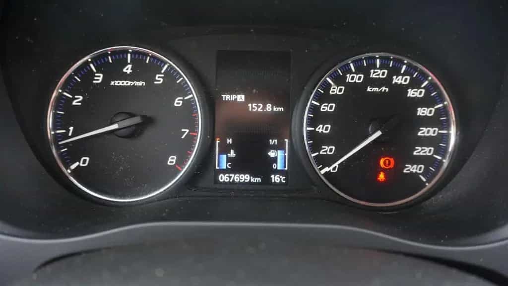 Mitsubishi Outlander 2.0 2WD Kamera Tempomat Sitzheizung 05/2018-photo-16
