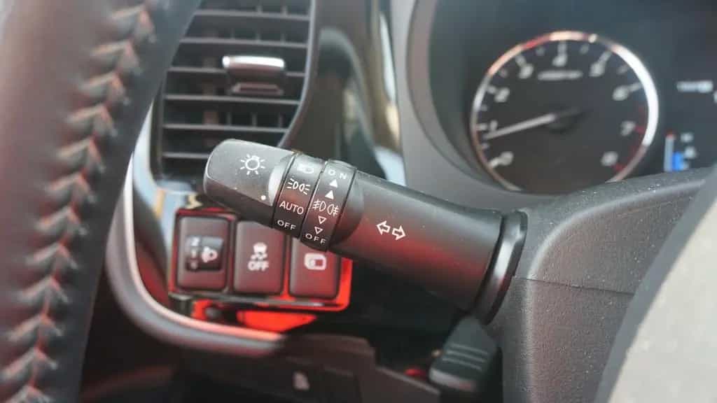 Mitsubishi Outlander 2.0 2WD Kamera Tempomat Sitzheizung 05/2018-photo-19