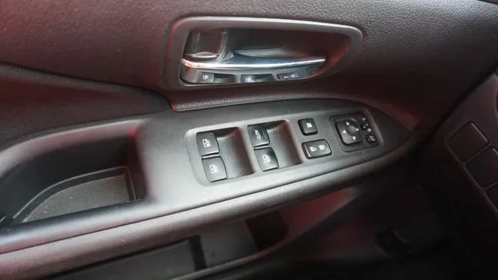 Mitsubishi Outlander 2.0 2WD Kamera Tempomat Sitzheizung 05/2018-photo-22