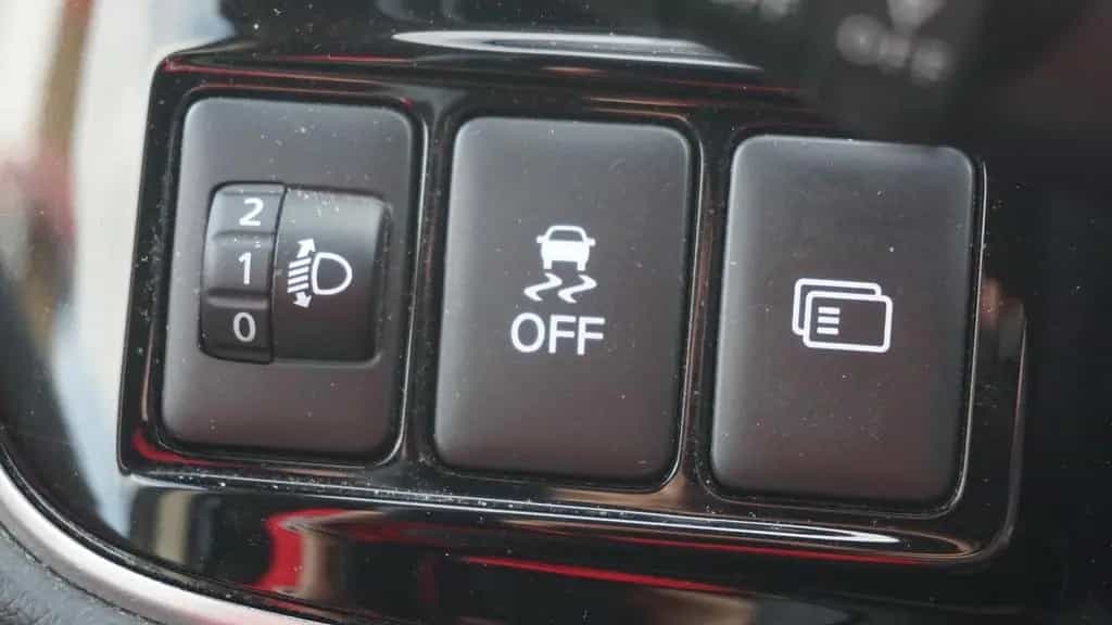 Mitsubishi Outlander 2.0 2WD Kamera Tempomat Sitzheizung 05/2018-photo-27