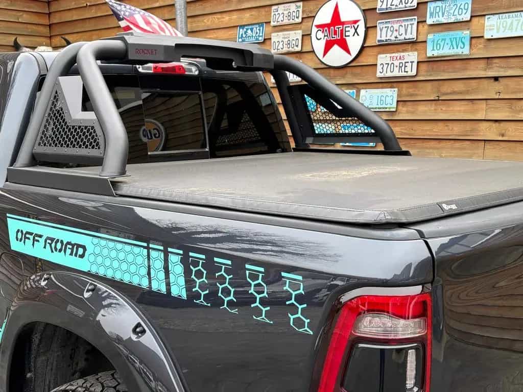 Dodge RAM 1500 Laramie 5.7L PANO 4x4 AHK 02/2023-photo-10