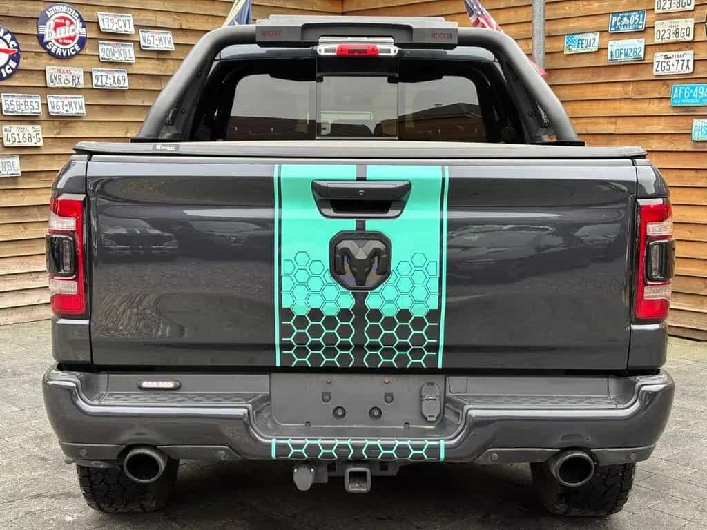 Dodge RAM 1500 Laramie 5.7L PANO 4x4 AHK 02/2023-photo-13