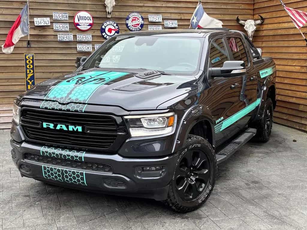 Dodge RAM 1500 Laramie 5.7L PANO 4x4 AHK 02/2023-photo-6