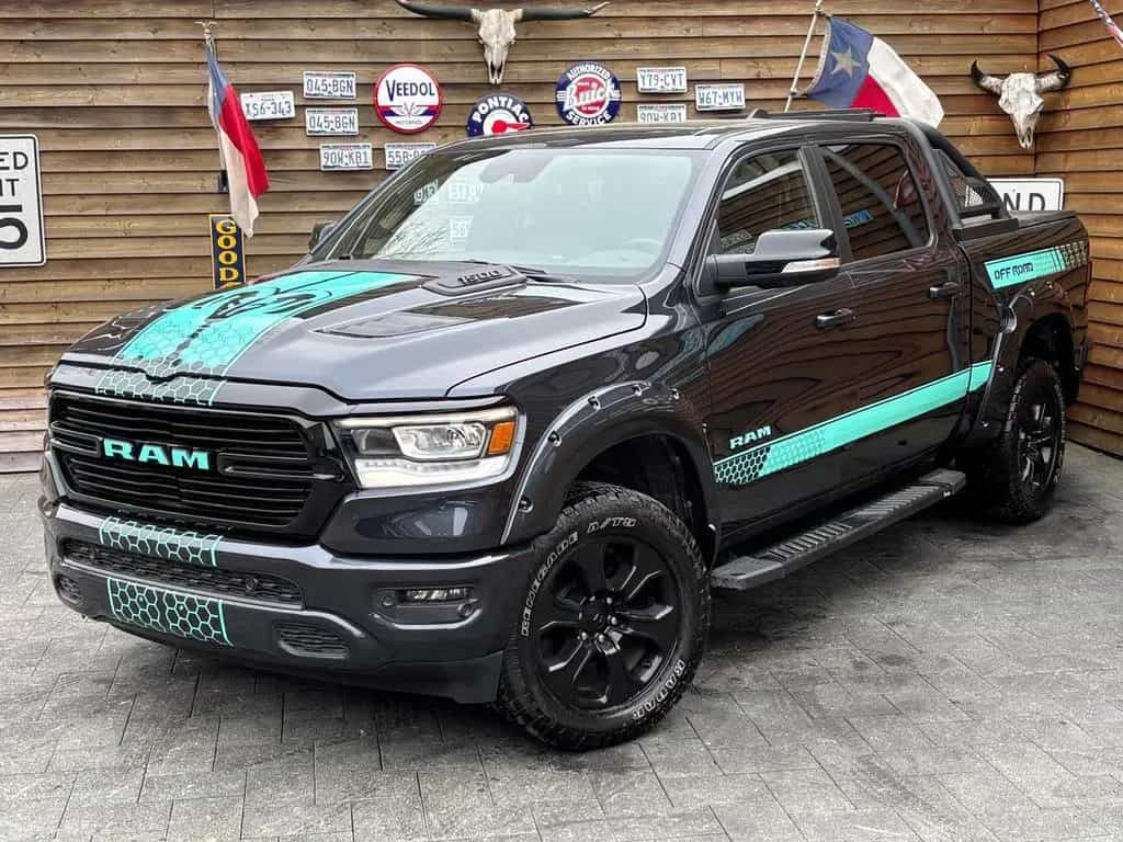 Dodge RAM 1500 Laramie 5.7L PANO 4x4 AHK 02/2023-photo-7
