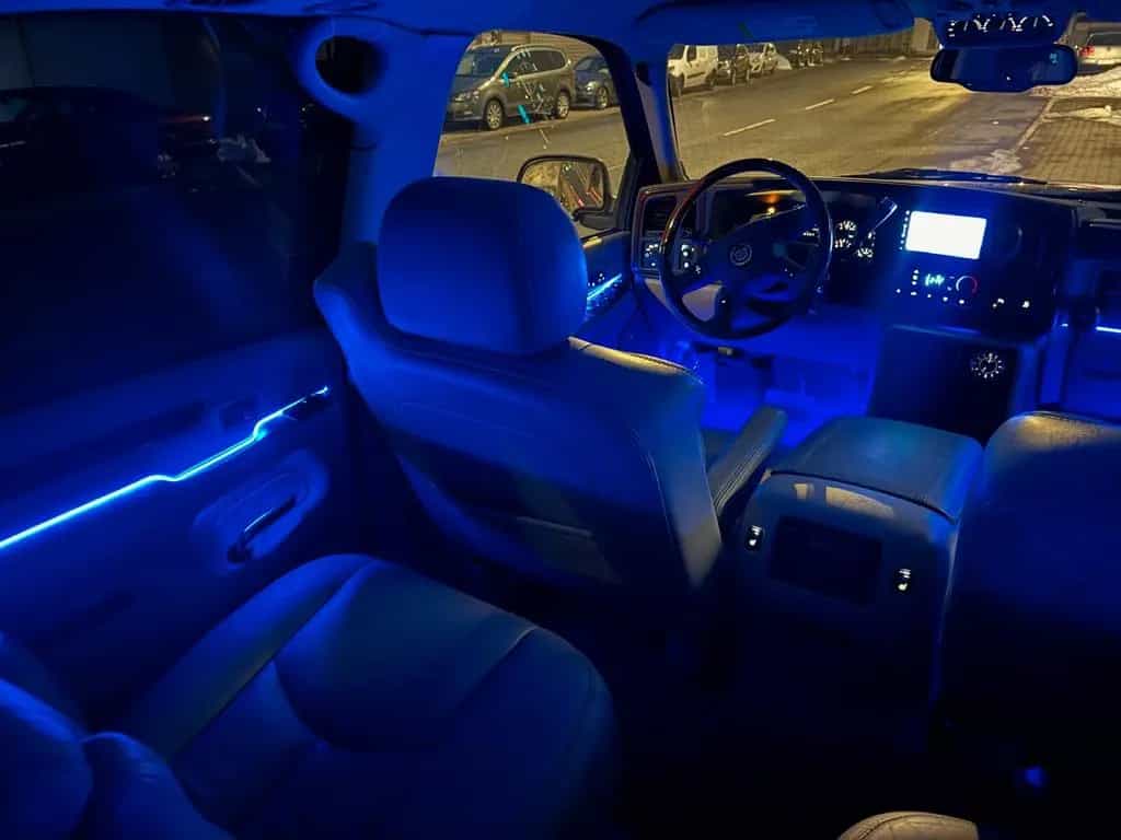 Cadillac Escalade 2005 | Schwarz | 6.0 V8 | Scheckheft 10/2005-photo-14