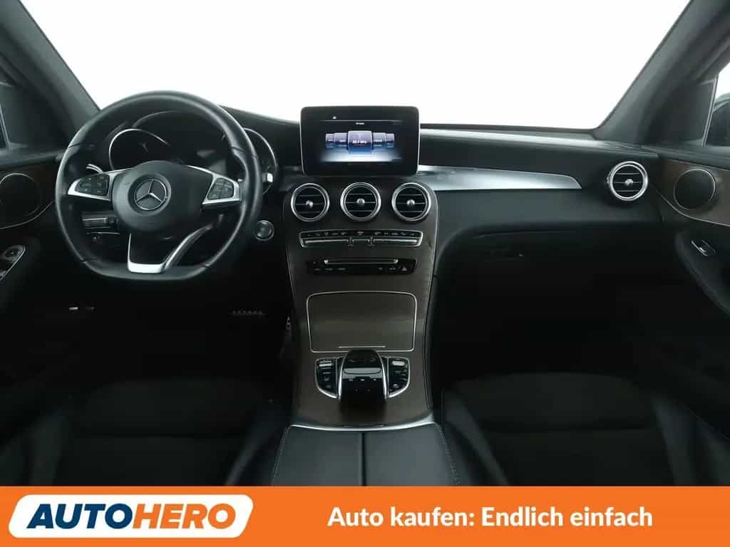 Mercedes-Benz GLC-Class 300 4Matic AMG Line Aut.*NAV*LED*ACC*CAM*PDC 08/2017-photo-11