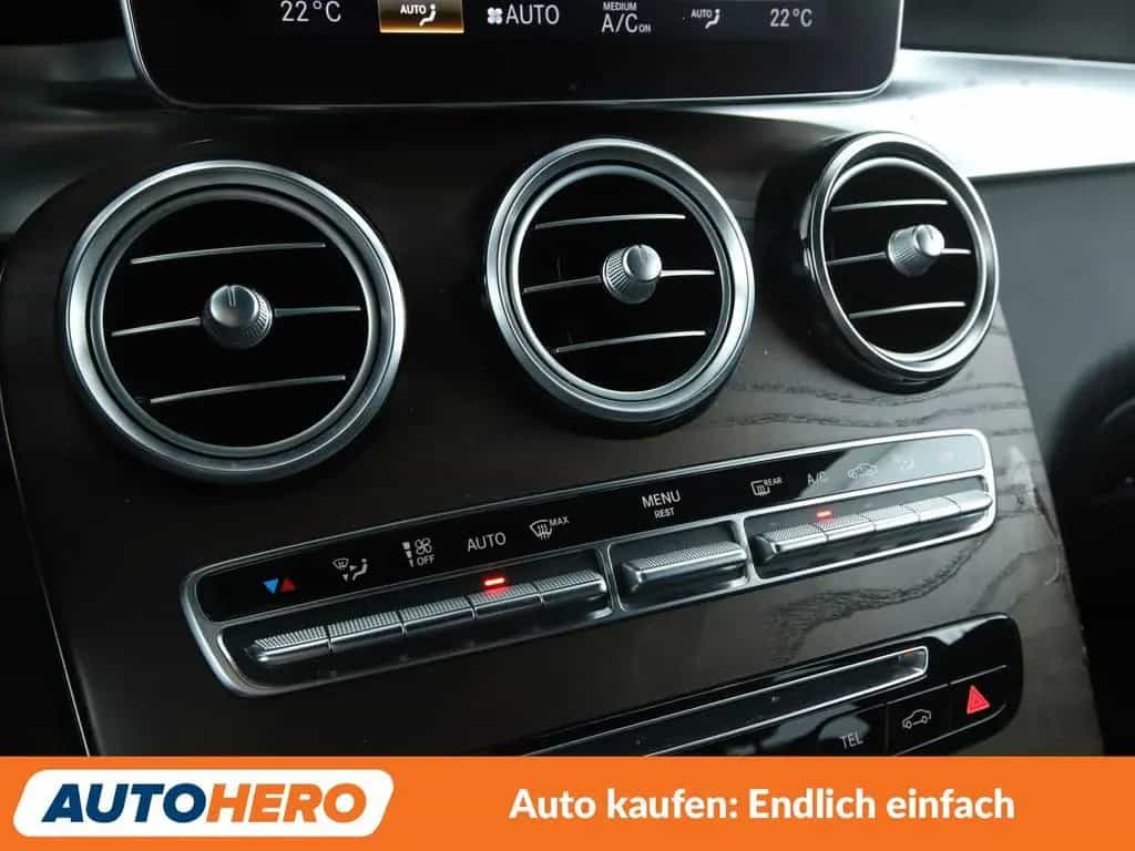 Mercedes-Benz GLC-Class 300 4Matic AMG Line Aut.*NAV*LED*ACC*CAM*PDC 08/2017-photo-24
