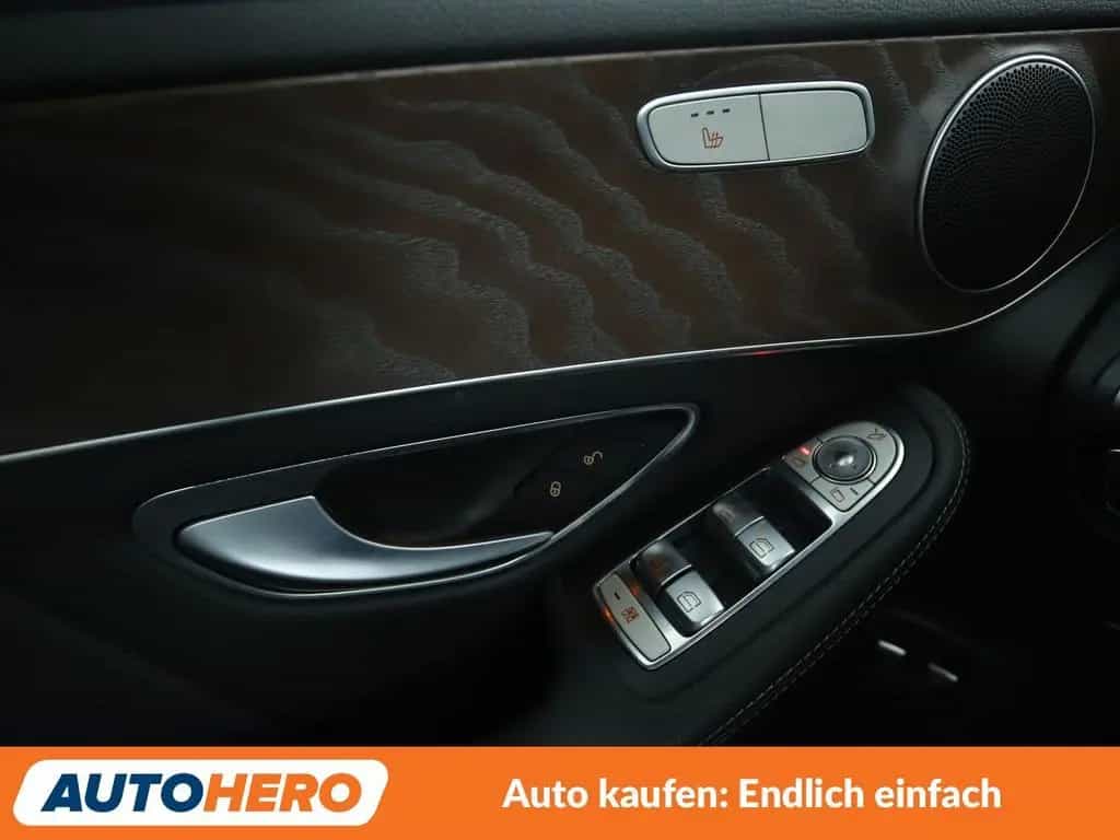 Mercedes-Benz GLC-Class 300 4Matic AMG Line Aut.*NAV*LED*ACC*CAM*PDC 08/2017-photo-25