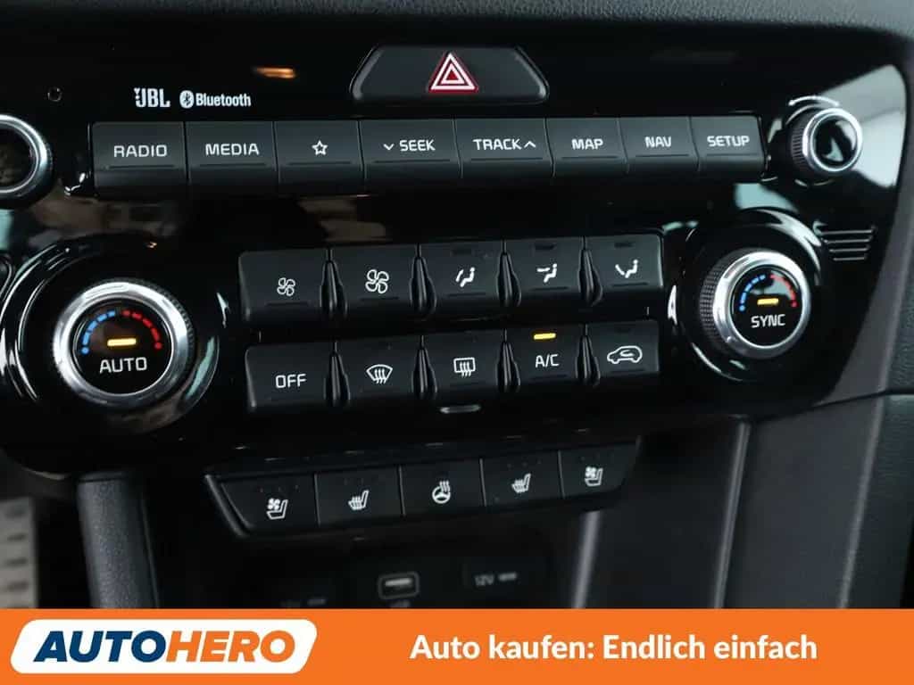 Kia 1.6 CRDi GT Line 4WD *NAVI*LED*TEMP*CAM*PDC*SHZ* 01/2019-photo-20