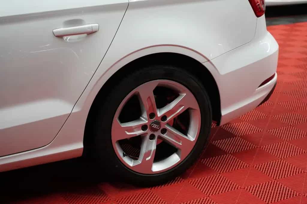 Audi A3 Lim. Sport *2.Hand*Unfallfrei*Sportsitze* 02/2018-photo-10