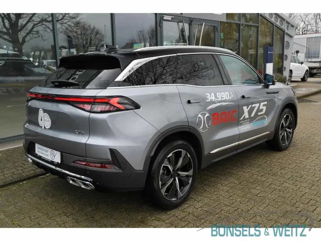 BAIC Beijing X75 1.5 GDI AUTOMATIK El. Panodach Leder 03/2025-photo-4