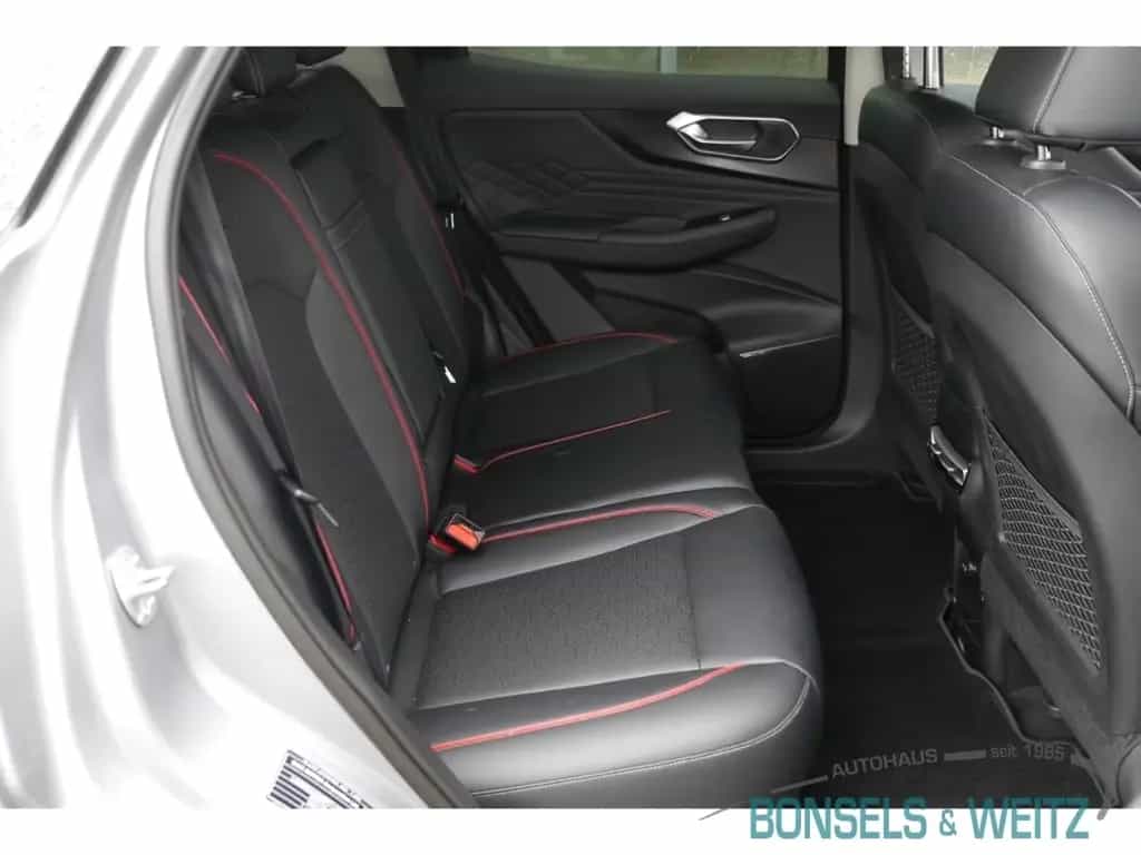 BAIC Beijing X75 1.5 GDI AUTOMATIK El. Panodach Leder 03/2025-photo-6