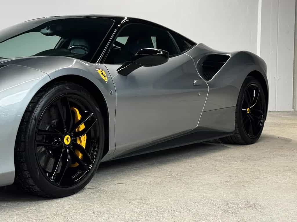 Ferrari 488 GTB GTB *WARRANTY*CARBON*GRIGIO TITANIO* 04/2018-photo-2