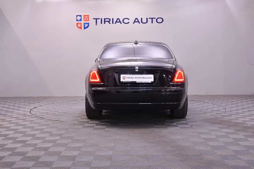 Rolls-Royce Ghost - 04/2016-photo-3