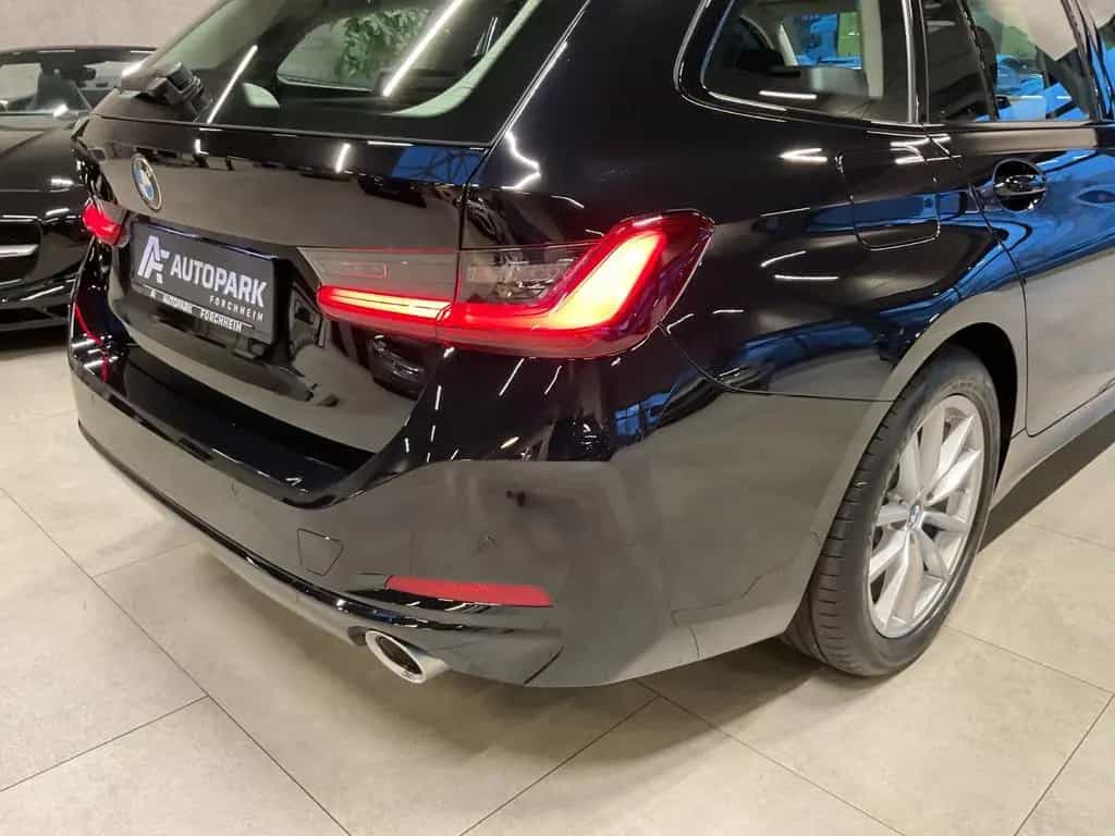 BMW 320 d Touring xDr. LED Navi Pano Widescreen 02/2023-photo-24
