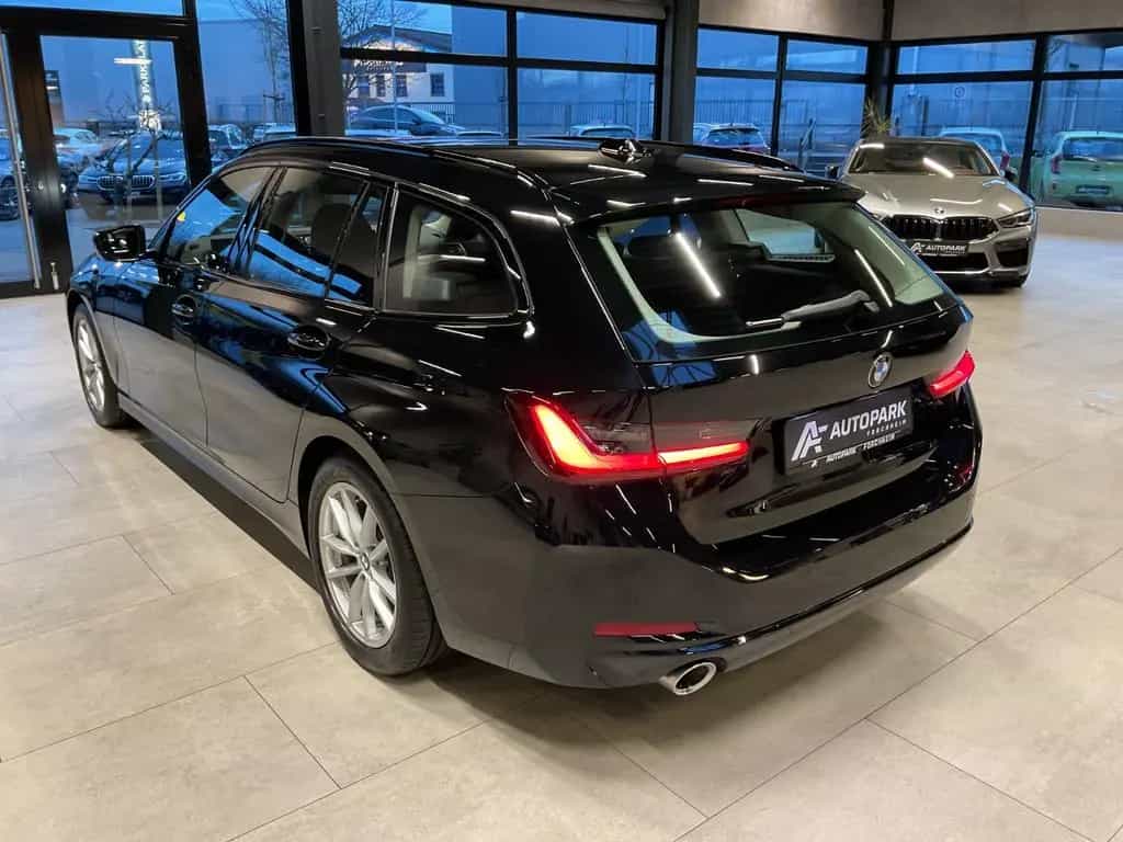 BMW 320 d Touring xDr. LED Navi Pano Widescreen 02/2023-photo-5