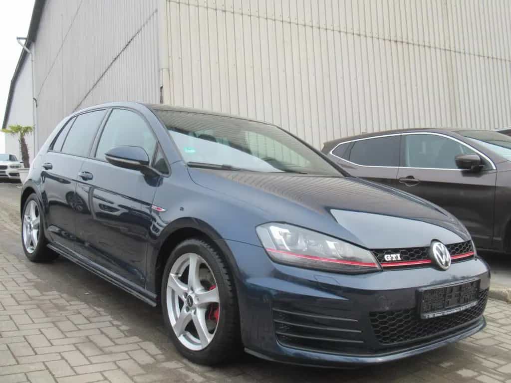 Volkswagen Golf VII Lim. GTI BMT-NAVI-XEN-LEDER-EGSD-SHZ-2. 10/2016-photo-1