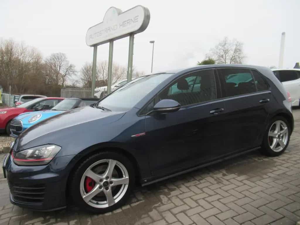Volkswagen Golf VII Lim. GTI BMT-NAVI-XEN-LEDER-EGSD-SHZ-2. 10/2016-photo-8