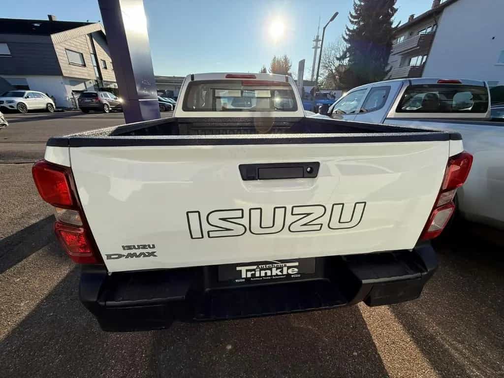 Isuzu D-Max Space Cab 4WD L Laderaumbeschichtung Apple null-photo-8