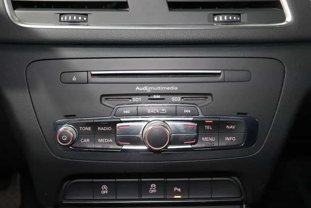 Audi Q3 quattro 2.0 TDI NAVI*XEN*SHZ*PANO 05/2018-photo-19