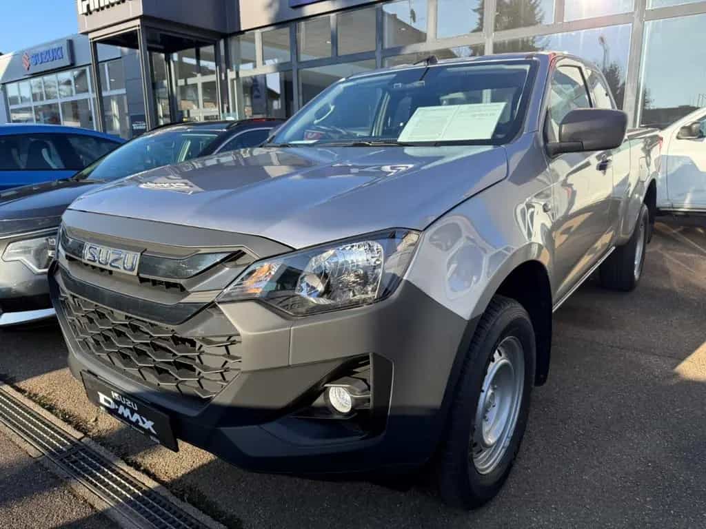 Isuzu D-Max Space Cab 4WD L Laderaumbeschichtung Apple null-photo-1