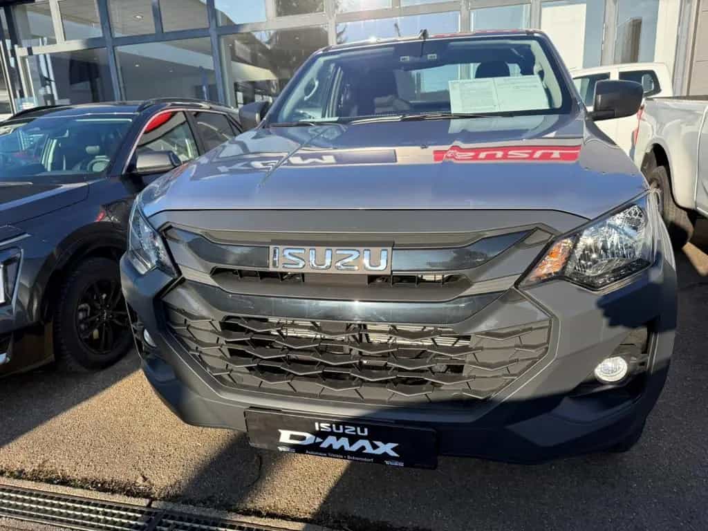 Isuzu D-Max Space Cab 4WD L Laderaumbeschichtung Apple null-photo-2