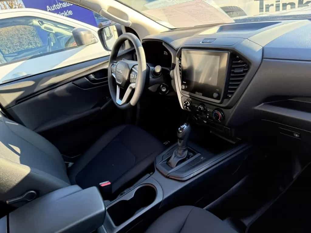 Isuzu D-Max Space Cab 4WD L Laderaumbeschichtung Apple null-photo-5