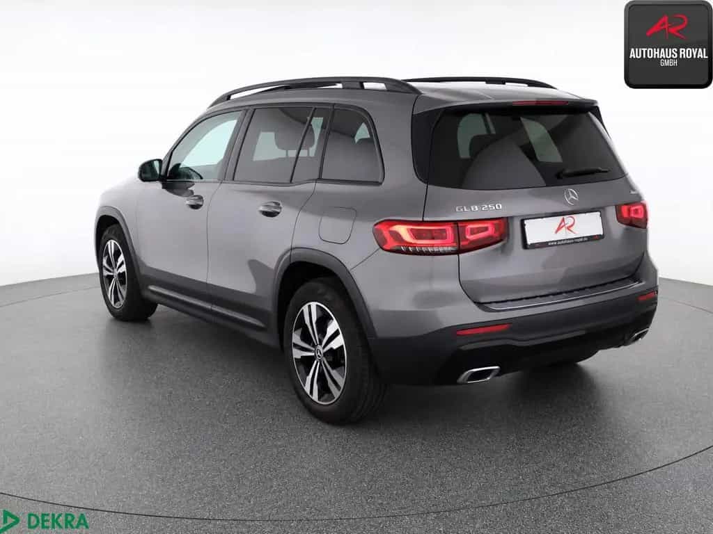 Mercedes-Benz GLB 250 4M PROGRESSIVE NIGHT KAMERA,SPORTSITZE 10/2020-photo-2