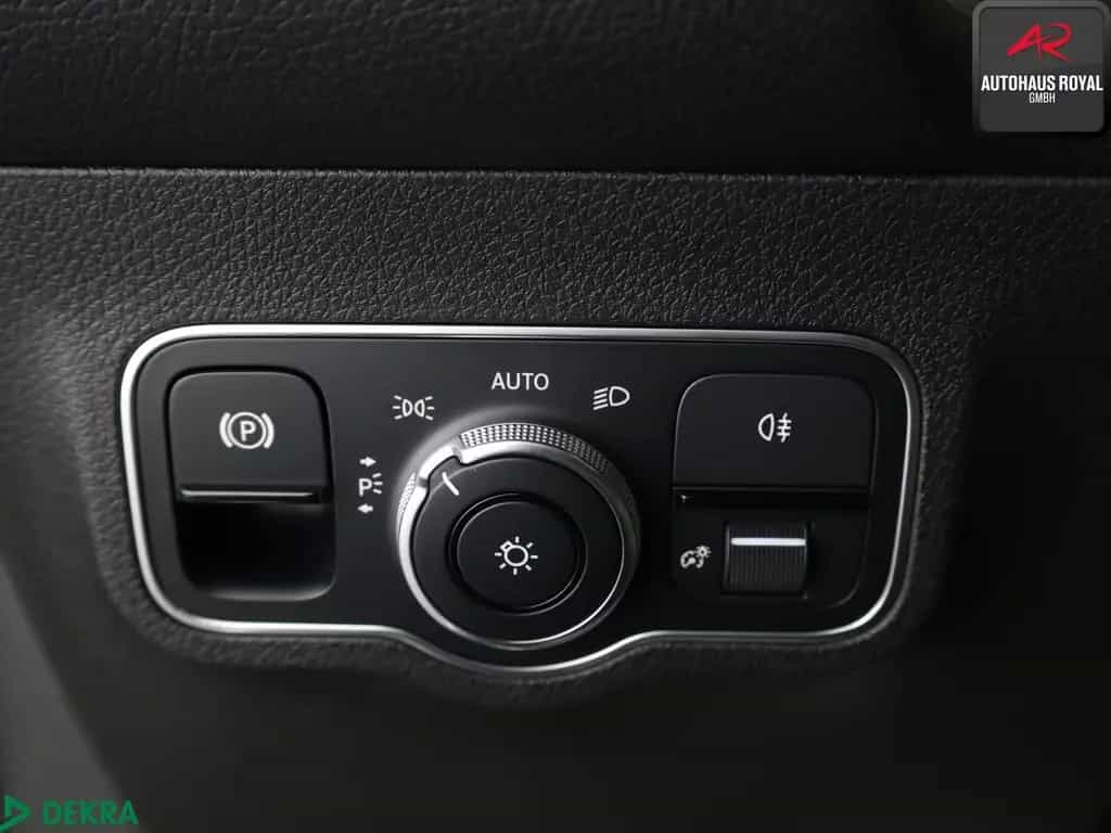Mercedes-Benz GLB 250 4M PROGRESSIVE NIGHT KAMERA,SPORTSITZE 10/2020-photo-20