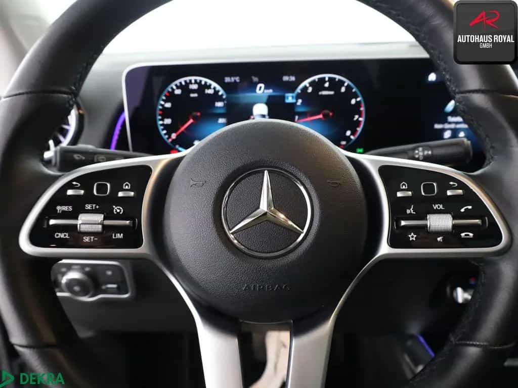 Mercedes-Benz GLB 250 4M PROGRESSIVE NIGHT KAMERA,SPORTSITZE 10/2020-photo-9
