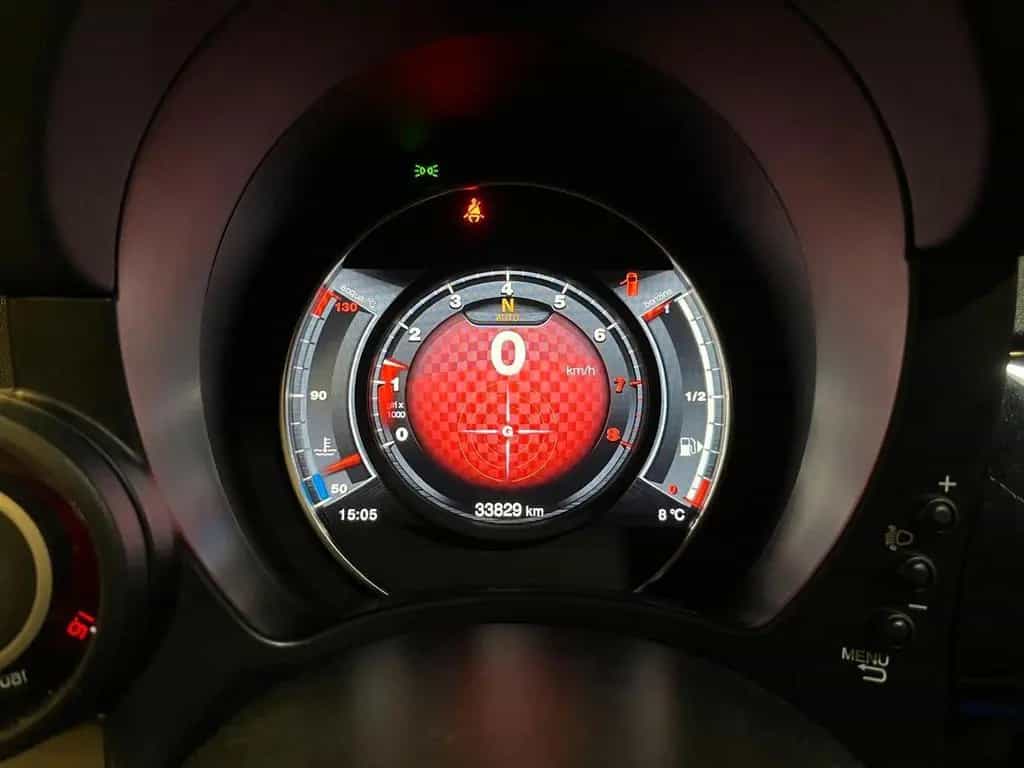 Abarth 595 1.4 Turbo T-Jet 165 CV MTA 07/2022-photo-13
