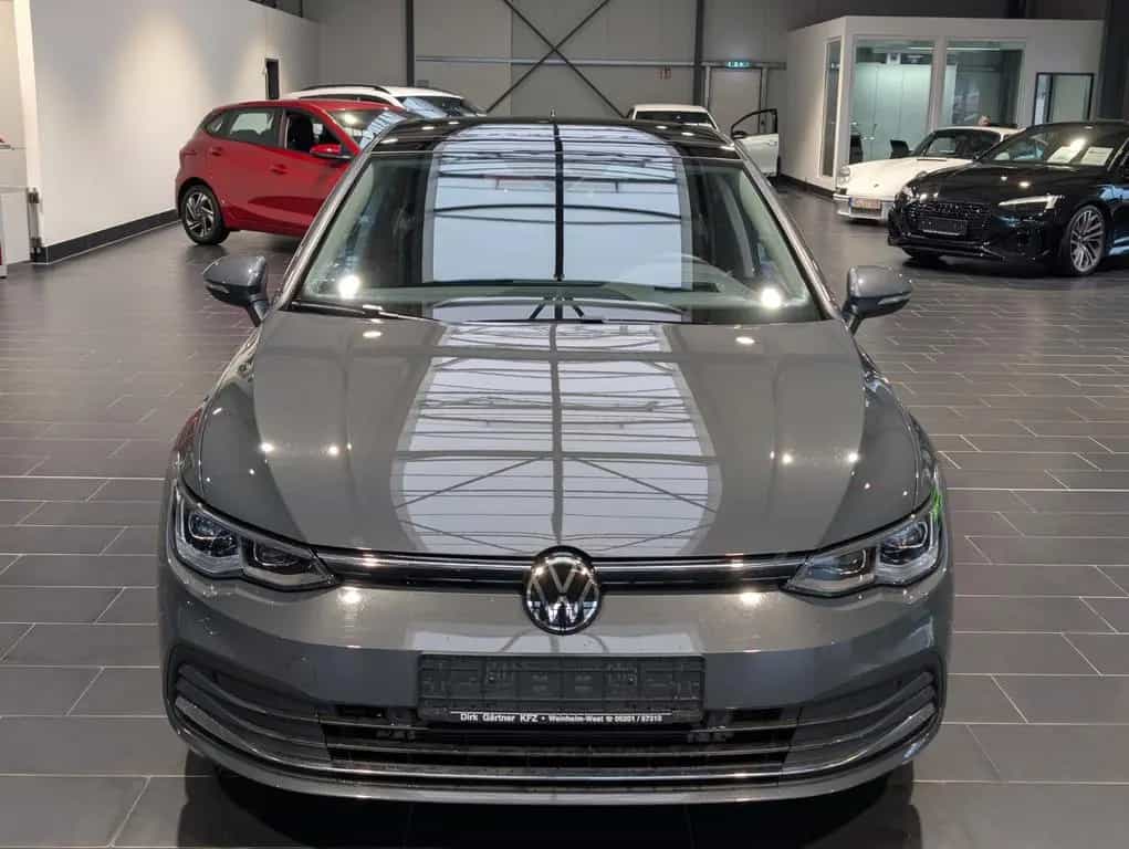 Volkswagen Golf 2.0 TDI SCR DSG Active 11/2022-photo-2